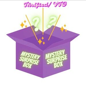 Mystery Box - THRIFTED WOMEN SZ SM 🫀